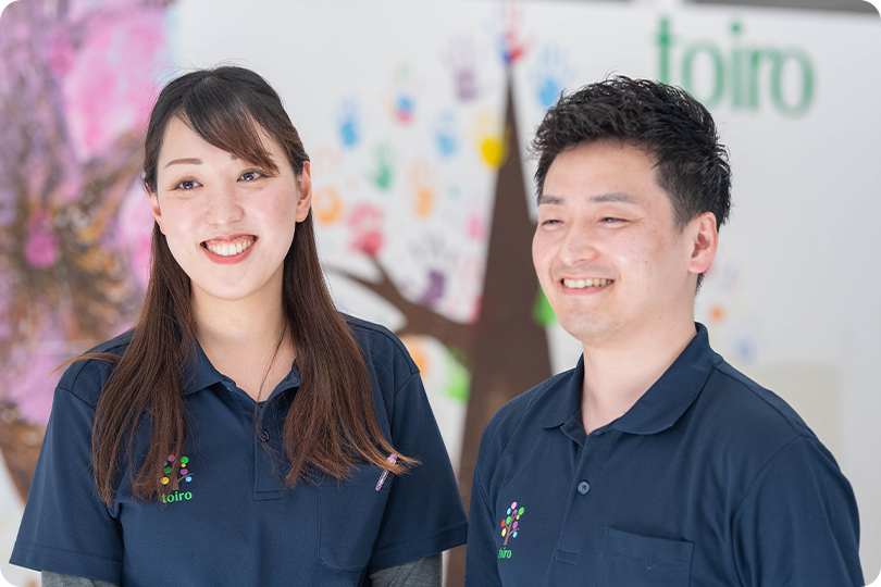 笑顔な社員達